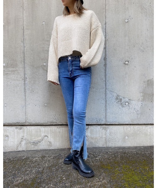 LiSeek（リシーク）の「【LiSeeK】チャンキーボートネックニットTOP（ニット/セーター・レディース・ブラック/ベージュ/ピンク/ブルー/アイボリー・FREE）」の12枚目の写真