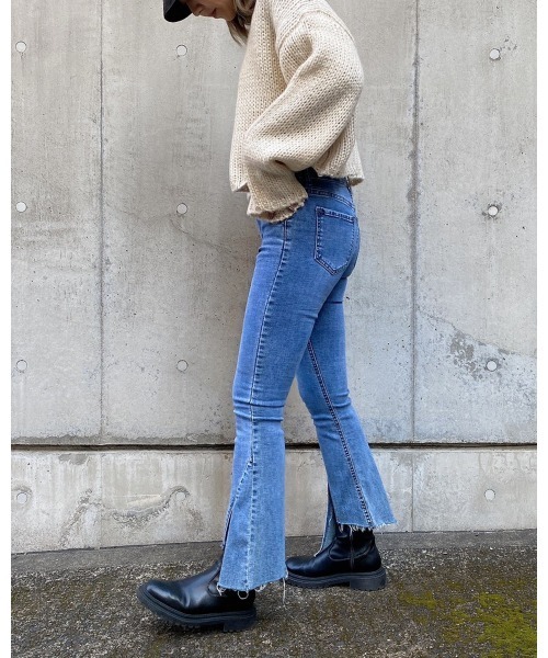 LiSeek（リシーク）の「【LiSeeK】チャンキーボートネックニットTOP（ニット/セーター・レディース・ブラック/ベージュ/ピンク/ブルー/アイボリー・FREE）」の13枚目の写真