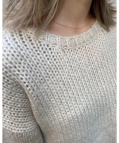 LiSeek（リシーク）の「【LiSeeK】チャンキーボートネックニットTOP（ニット/セーター・レディース・ブラック/ベージュ/ピンク/ブルー/アイボリー・FREE）」の16枚目の写真