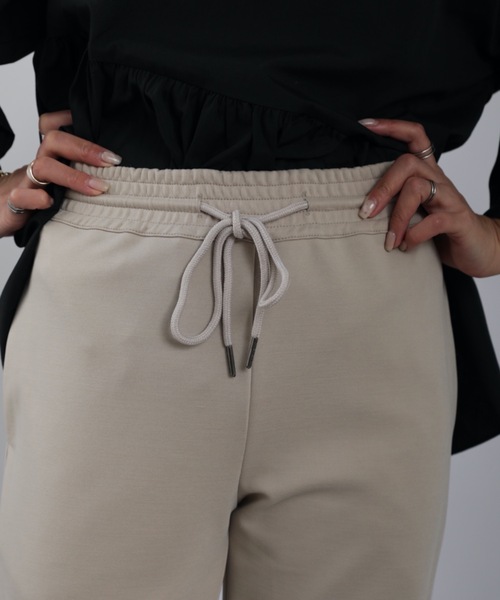 ap retro（アプレトロ）の「【ap retro】リラックスポンチジョガーパンツ　/ジョグパンツ（スウェットパンツ・レディース・ブラック/グレイッシュベージュ/ブラック系その他/ベージュ系その他/ホワイト系その他/アイボリー・FREE）」の18枚目の写真