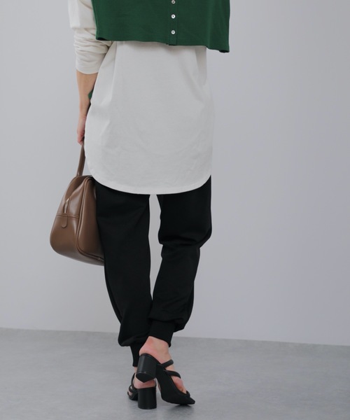 ap retro（アプレトロ）の「【ap retro】リラックスポンチジョガーパンツ　/ジョグパンツ（スウェットパンツ・レディース・ブラック/グレイッシュベージュ/ブラック系その他/ベージュ系その他/ホワイト系その他/アイボリー・FREE）」の17枚目の写真