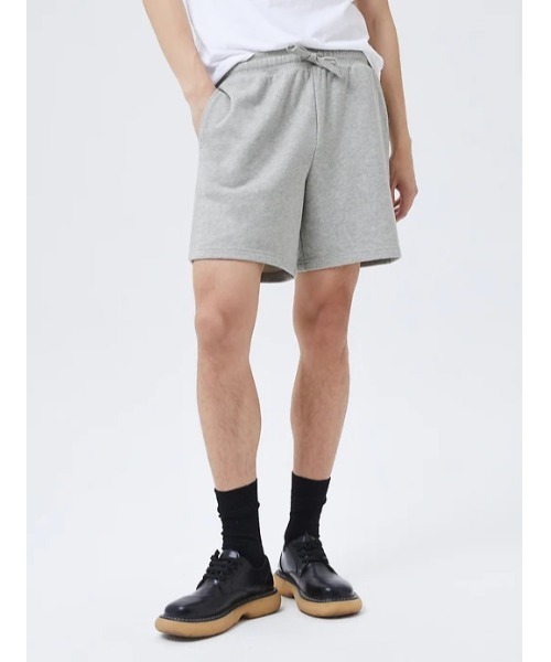 GAP(ギャップ)の「カーボナイズド フレンチテリー 無地 ショートパンツ(その他パンツ・メンズ・ブラウン/グレー/ブルー/ブラック/ネイビー/イエロー・XXS/M/L/XS/S/XL)」の2枚目の写真