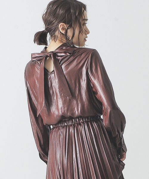 BEAMS LIGHTS（ビームスライツ）の「BEAMS LIGHTS / チンツ加工 バックリボン ブラウス（シャツ/ブラウス・レディース・ブラック/ブラウン・ONE SIZE）」の6枚目の写真