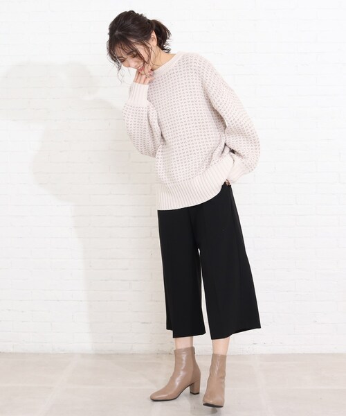 SHOO・LA・RUE（シューラルー）の「◆センタープレスクロップドパンツ（その他パンツ・レディース・ブラック/ベージュ/グレー系その他2・02/03/04）」の6枚目の写真