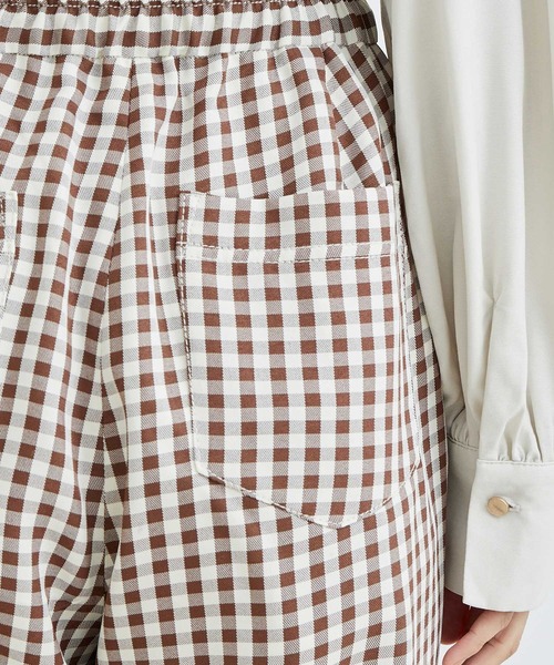 vis-`a-vis（ビサビ）の「【WEB限定】ギンガムチェックフレアパンツ（スラックス・レディース・グリーン/ブラウン/ブラック系その他・M/S）」の19枚目の写真