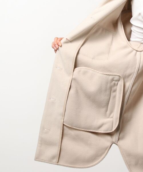 Banana Republic(バナナリパブリック)の「コージー ツイル シャツジャケット(その他アウター・レディース・ベージュ・S/M/L/XS)」の4枚目の写真