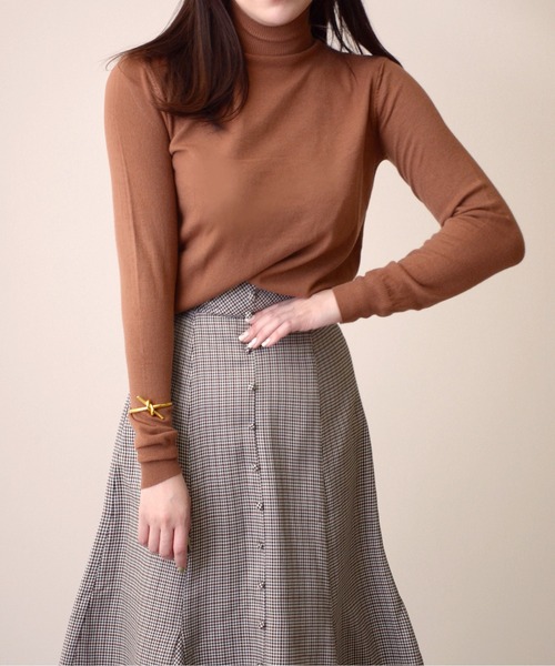 ibeul_（イベール）の「モヘアタッチミニハイネックニット（ニット/セーター・レディース・ブラウン/レッド/ブラック/ホワイト・FREE）」の6枚目の写真