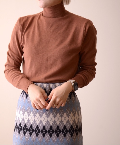 ibeul_（イベール）の「モヘアタッチミニハイネックニット（ニット/セーター・レディース・ブラウン/レッド/ブラック/ホワイト・FREE）」の7枚目の写真