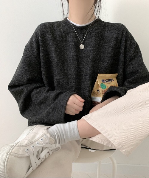 SONA（ソナ）の「SONYUNARA ソフトオーバーフィット長袖Tシャツ（Tシャツ/カットソー・レディース・アイボリー/カーキ/グレー/ブルー/イエロー/ベージュ/ブラック/スカイブルー/ダークグレー・FREE）」の11枚目の写真
