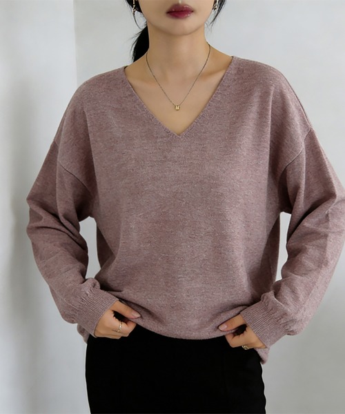 Doux Belle(ドゥーベル)の「カシミヤタッチ ニット セーター vネック(ニット/セーター・レディース・ブラック/ベージュ/パープル/ブラウン/グレー/グリーン/ライトグリーン/アイボリー/モカ/ワイン/グレイッシュベージュ/オレンジ/ブルー系その他/イエロー系その他/ピンク/ベージュ系その他/ダークブルー/ブラウン系その他/ホワイト系その他/テラコッタ/ダークブラウン・FREE)」の11枚目の写真