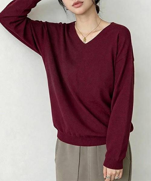 Doux Belle(ドゥーベル)の「カシミヤタッチ ニット セーター vネック(ニット/セーター・レディース・ブラック/ベージュ/パープル/ブラウン/グレー/グリーン/ライトグリーン/アイボリー/モカ/ワイン/グレイッシュベージュ/オレンジ/ブルー系その他/イエロー系その他/ピンク/ベージュ系その他/ダークブルー/ブラウン系その他/ホワイト系その他/テラコッタ/ダークブラウン・FREE)」の20枚目の写真