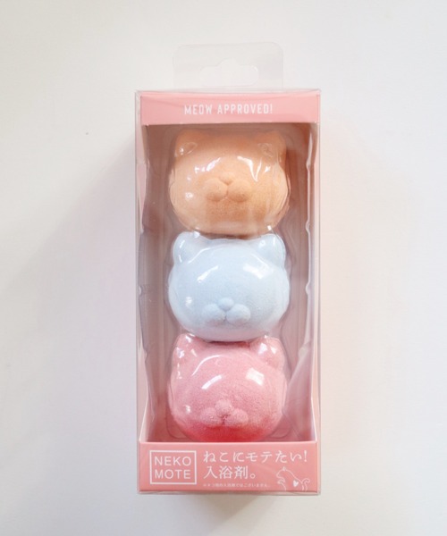 BIRTHDAY BAR（バースデイバー）の「NEKOMOTE Bath Ball Gift Box ネコモテ バスボール 3個セット（入浴剤・バスケア・レディース・マルチ・フリー）」の2枚目の写真