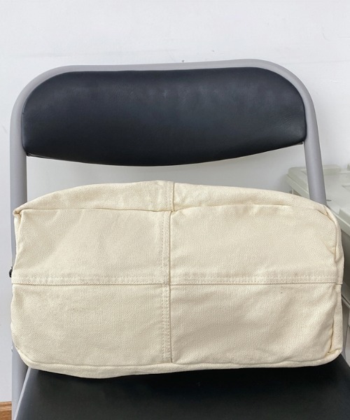 .KOM（ドットコム）の「A'GEM/9 × .kom『.kom/ドットケーオーエム』 アジャスターベルト付 キャンバス ショルダーバッグ（ショルダーバッグ・レディース・ブラック/カーキ/ピンク/アイボリー・FREE）」の14枚目の写真