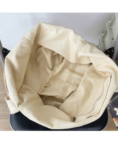 .KOM（ドットコム）の「A'GEM/9 × .kom『.kom/ドットケーオーエム』 アジャスターベルト付 キャンバス ショルダーバッグ（ショルダーバッグ・レディース・ブラック/カーキ/ピンク/アイボリー・FREE）」の15枚目の写真