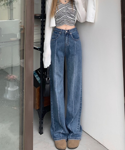 meJane(ミージェーン)の「ワイドシルエットセンタータックデニムパンツ【ZOZOTOWN限定】(デニムパンツ・レディース・ブルー・S/M)」の3枚目の写真
