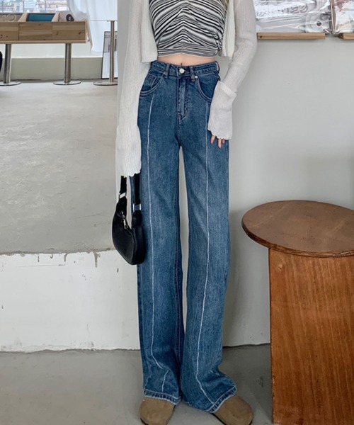 meJane(ミージェーン)の「ワイドシルエットセンタータックデニムパンツ【ZOZOTOWN限定】(デニムパンツ・レディース・ブルー・S/M)」の8枚目の写真