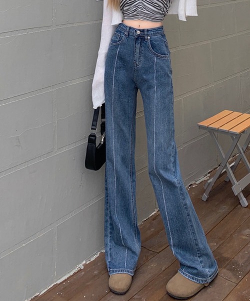 meJane(ミージェーン)の「ワイドシルエットセンタータックデニムパンツ【ZOZOTOWN限定】(デニムパンツ・レディース・ブルー・S/M)」の6枚目の写真