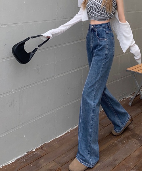 meJane(ミージェーン)の「ワイドシルエットセンタータックデニムパンツ【ZOZOTOWN限定】(デニムパンツ・レディース・ブルー・S/M)」の5枚目の写真
