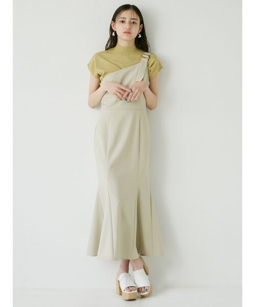 MURUA(ムルーア)の「マーメイドワンショルジャンパースカート(ワンピース・レディース・アイボリー/ブラック/インディゴブルー・2/1)」の7枚目の写真