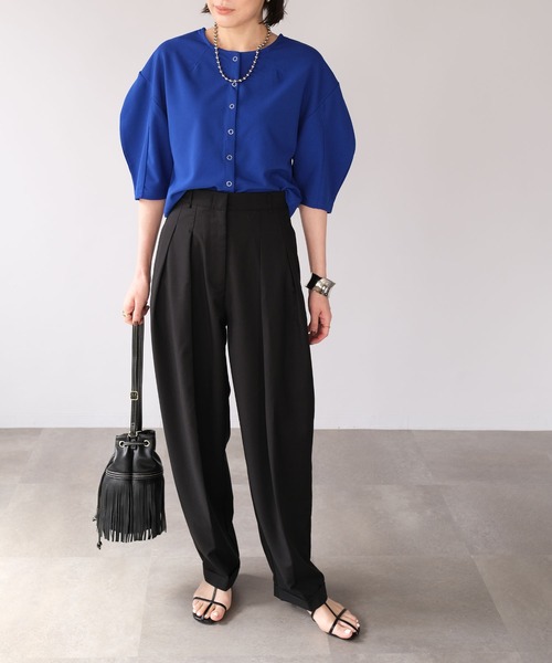 ＡＮＤＪ（アンドジェイ）の「2WAY丸袖ショートカーディガン（カーディガン/ボレロ・レディース・レッド/ブラウン/ブルー/ブラック・M）」の21枚目の写真