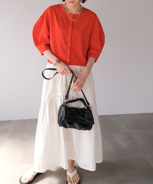 ＡＮＤＪ（アンドジェイ）の「2WAY丸袖ショートカーディガン（カーディガン/ボレロ・レディース・レッド/ブラウン/ブルー/ブラック・M）」の22枚目の写真