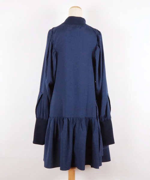 AULA AILA（アウラアイラ）の「ティアードチュニック（シャツ/ブラウス・レディース・ブラック/ネイビー/パープル・0）」の9枚目の写真