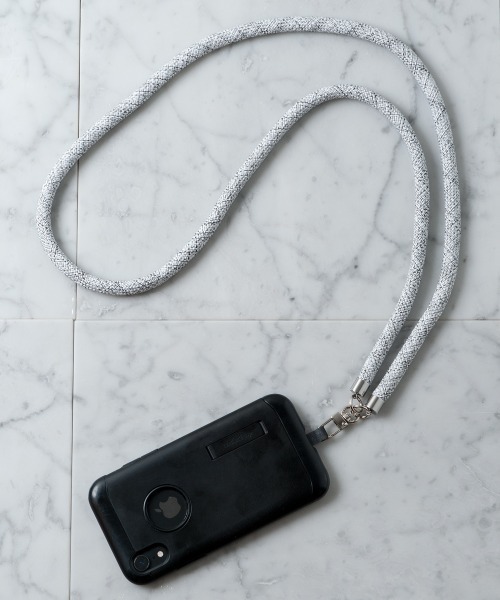 NEW GENTLEMAN(ニュージェントルマン)の「アウトバック ストラップ/モバイル ストラップ(ユニセックスアイテム/全機種対応)(スマホグッズ・メンズ・ブラック/パープル/グレー/レッド/サックスブルー/イエロー/オレンジ/ブラックミックス/ローズ/レッド系その他・FREE)」の4枚目の写真