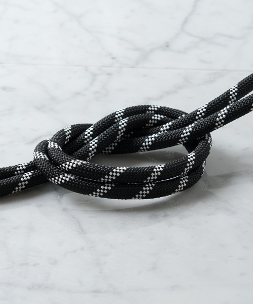 NEW GENTLEMAN(ニュージェントルマン)の「アウトバック ストラップ/モバイル ストラップ(ユニセックスアイテム/全機種対応)(スマホグッズ・メンズ・ブラック/パープル/グレー/レッド/サックスブルー/イエロー/オレンジ/ブラックミックス/ローズ/レッド系その他・FREE)」の13枚目の写真