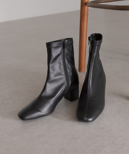 PAPILLONNER（パピヨネ）の「ホールド力抜群/ストレッチショートブーツ/PAPILLONNER/パピヨネ（ブーツ・レディース・ブラック/オフホワイト・S/M/L）」の11枚目の写真