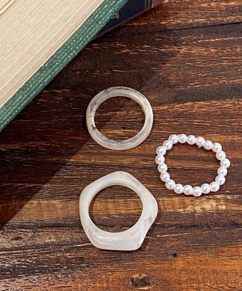 nemne store(ネンネストア)の「【accessory】(3点セット)ニュアンスクリアリング(リング・レディース・ブラウン/アイボリー・フリー)」の3枚目の写真