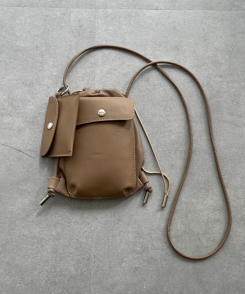 CAPRICIEUX LE'MAGE（カプリシューレマージュ）の「巾着スマホショルダーバッグ（ショルダーバッグ・レディース・ブラック/ベージュ/パープル/イエロー/アイボリー・FREE）」の20枚目の写真