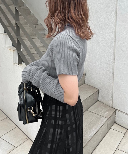 OLIVE des OLIVE（オリーブデオリーブ）の「【WEB限定カラー有】アームウォーマー付ワイドリブニット（ニット/セーター・レディース・ブラウン/ブラック/オフホワイト/カーキ/ブルー/ラベンダー・FREE）」の16枚目の写真