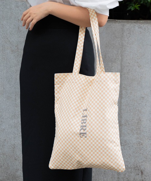 polka polka（ポルカポルカ）の「【 polka polka / ポルカポルカ 】 ブロックチェック フラット トートバッグ  blocchecktote SDI（トートバッグ・レディース・ブラック/ベージュ/グリーン・FREE）」の3枚目の写真