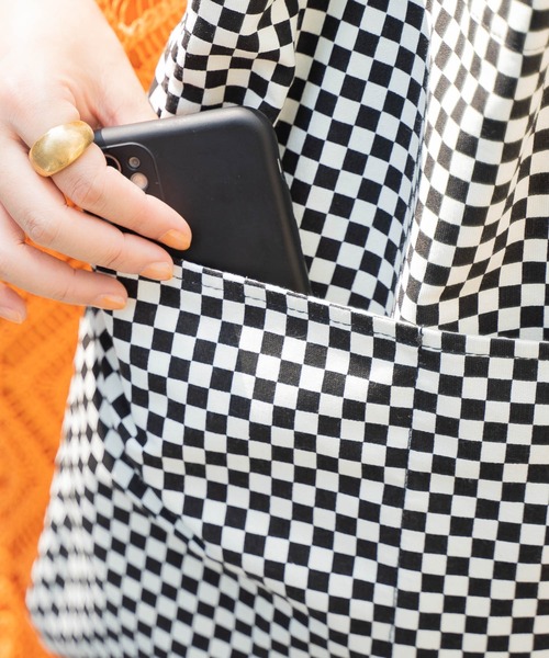 polka polka（ポルカポルカ）の「【 polka polka / ポルカポルカ 】 ブロックチェック フラット トートバッグ  blocchecktote SDI（トートバッグ・レディース・ブラック/ベージュ/グリーン・FREE）」の15枚目の写真