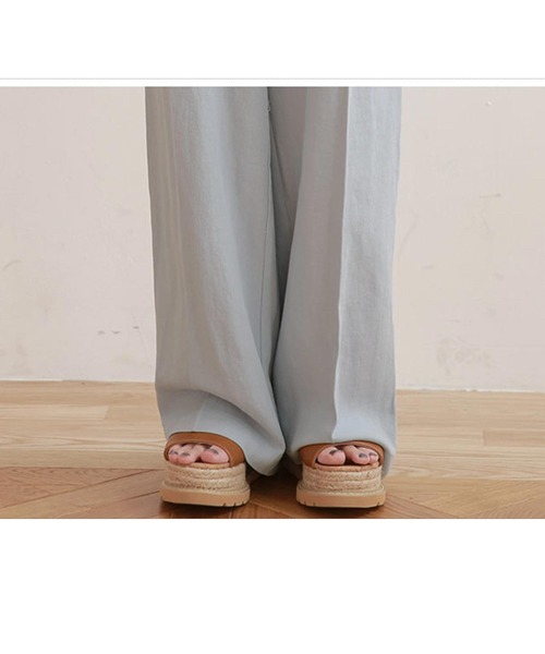 Isn't She?(イズントシー)の「front button wide pants(その他パンツ・レディース・アイボリー/ベージュ/ライトブルー・FREE)」の8枚目の写真