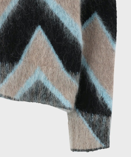 Paul Smith(ポールスミス)の「"Zig-Zag" モチーフ モヘアニット / 223407 596X(ニット/セーター・メンズ・ブルー系その他/オレンジ系その他・MEDIUM/LARGE/X-LARGE)」の11枚目の写真