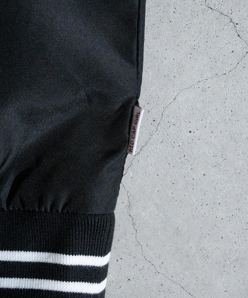 Red Cap Girl（レッドキャプガール）の「【a-r】〔Red Cap Girl/レッドキャップガール〕ポリタフタ サガラ刺繍 スタジアムプルオーバー（スウェット・メンズ・ホワイト/ブラック/ブルー/グリーン・MEDIUM/LARGE）」の14枚目の写真