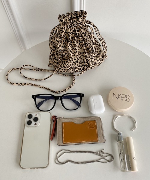 MYMOOD.（マイムード）の「レオパード巾着ミニショルダーバッグ（ショルダーバッグ・レディース・レオパード/ブラウン・FREE）」の3枚目の写真