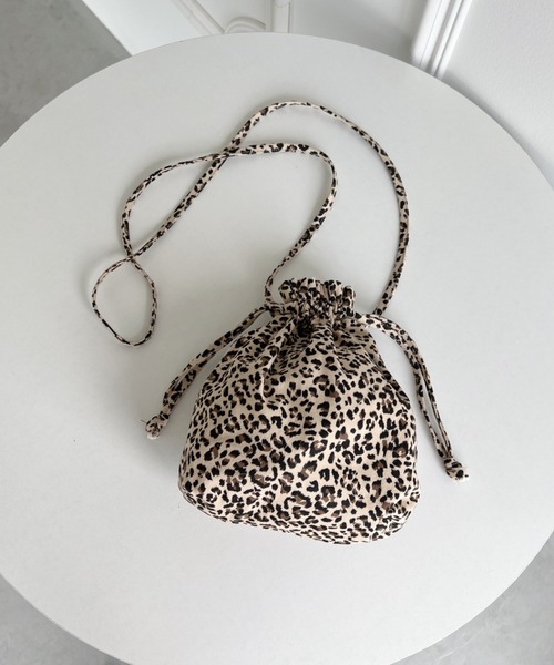 MYMOOD.（マイムード）の「レオパード巾着ミニショルダーバッグ（ショルダーバッグ・レディース・レオパード/ブラウン・FREE）」の4枚目の写真