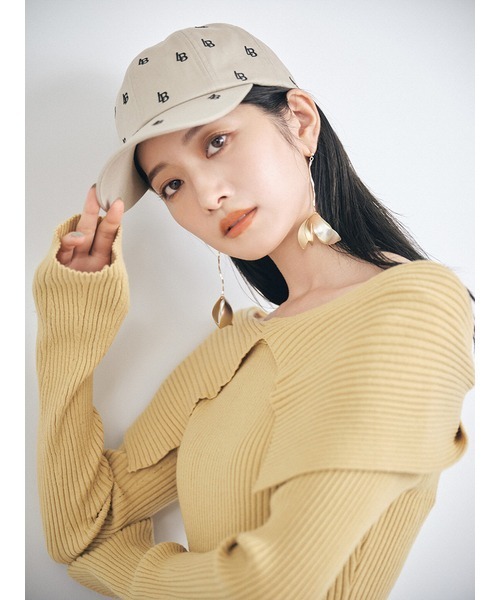 LILY BROWN（リリーブラウン）の「ノットディテールロングスリットニット（ニット/セーター・レディース・ブラック/イエロー/アイボリー・FREE）」の5枚目の写真