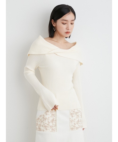 LILY BROWN（リリーブラウン）の「ノットディテールロングスリットニット（ニット/セーター・レディース・ブラック/イエロー/アイボリー・FREE）」の20枚目の写真