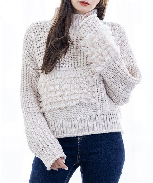 clear(クリア)の「編地切り替えデザインニットトップス(ニット/セーター・レディース・モカ/アイボリー/ブラック・F)」の2枚目の写真