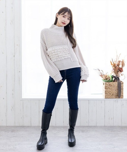 clear(クリア)の「編地切り替えデザインニットトップス(ニット/セーター・レディース・モカ/アイボリー/ブラック・F)」の18枚目の写真