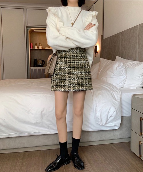 Jewelobe(ジュエローブ)の「ツイードチェックミニスカート(スカート・レディース・ベージュ/ブラック・S/M)」の3枚目の写真