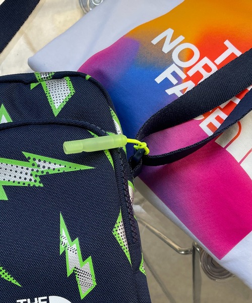 THE NORTH FACE(ザノースフェイス)の「【THE NORTH FACE】Kids Cross Bag(ショルダーバッグ・レディース・ブラック/グレー/ネイビー・FREE)」の19枚目の写真