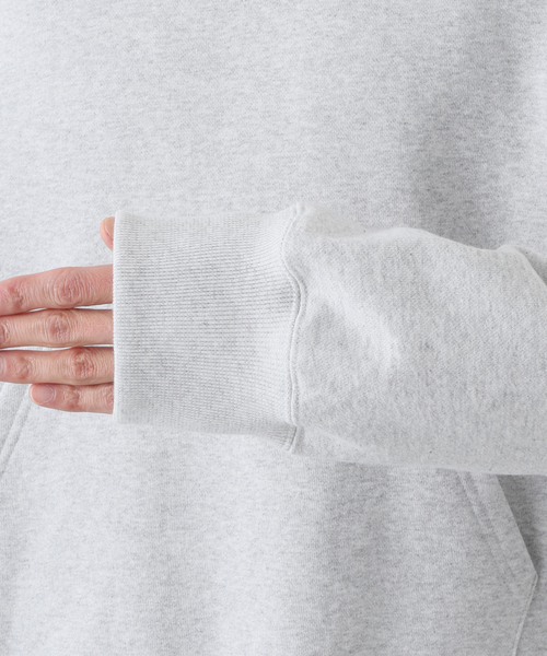 JOURNAL STANDARD J.S HOMESTEAD（ジャーナルスタンダードホームステッド）の「【J.S.Homestead】TIMELESS DOUBLE POCKET HOODIE（パーカー・メンズ・ブラック/ベージュ/グレー・MEDIUM/LARGE）」の4枚目の写真