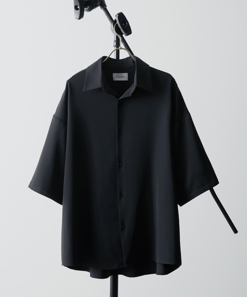 Loose silhouette Regular collar shirt /Half Sleeve/setup