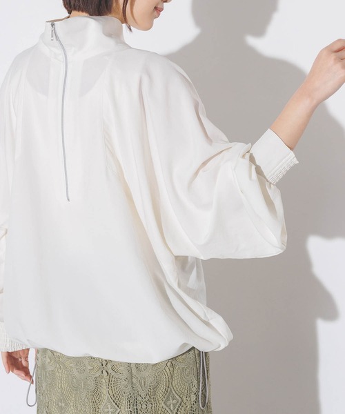 hunch(ハンチ)の「【ストレッチ】2WAYアノラック(その他アウター・レディース・テラコッタ/オフホワイト/ネイビー・FREE)」の2枚目の写真