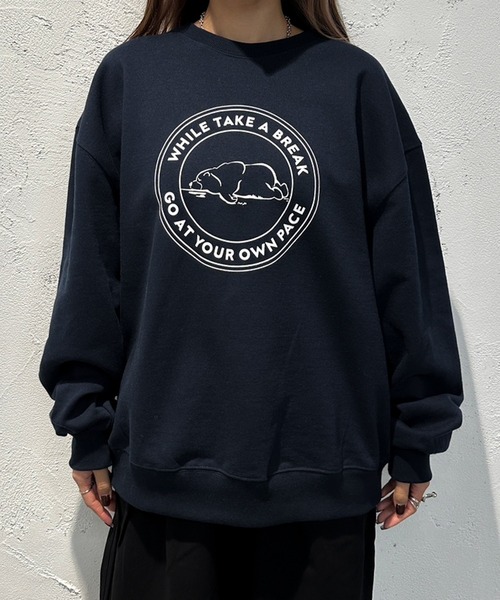 MUHET（ミュエータ）の「BEARプリントスウェット（スウェット・レディース・ライトベージュ/ネイビー・X-LARGE/MEDIUM）」の19枚目の写真