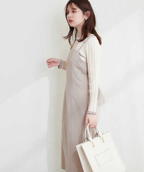 natural couture（ナチュラルクチュール）の「変形バックリボンナローキャミワンピース（ワンピース・レディース・ブラック/カーキ/モカ・FREE）」の4枚目の写真
